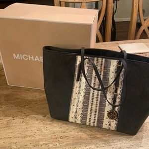 Michael Kors tote